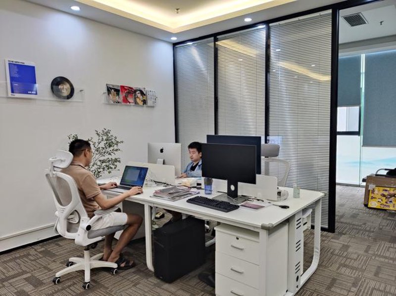 洞悉行业趋势：战略咨询在新时代的角色